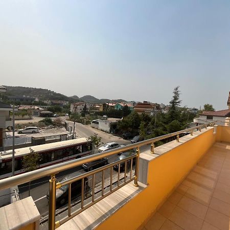 Italian Style Apartment ดูร์เรส ภายนอก รูปภาพ