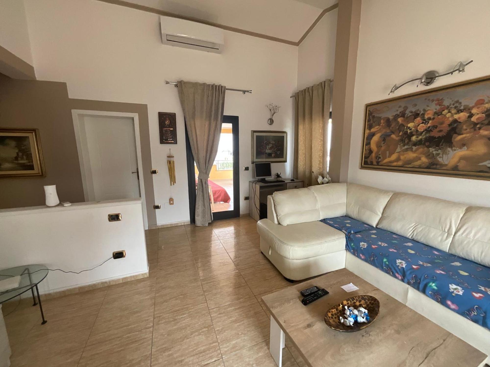 Italian Style Apartment ดูร์เรส ภายนอก รูปภาพ